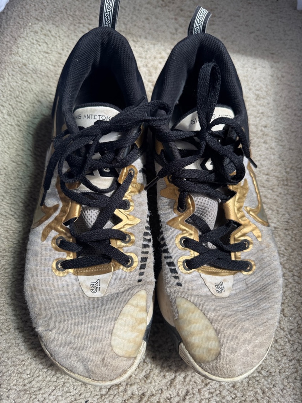 Nike Giannis Immortality Championship White/Gold Basketball Shoes Size 11